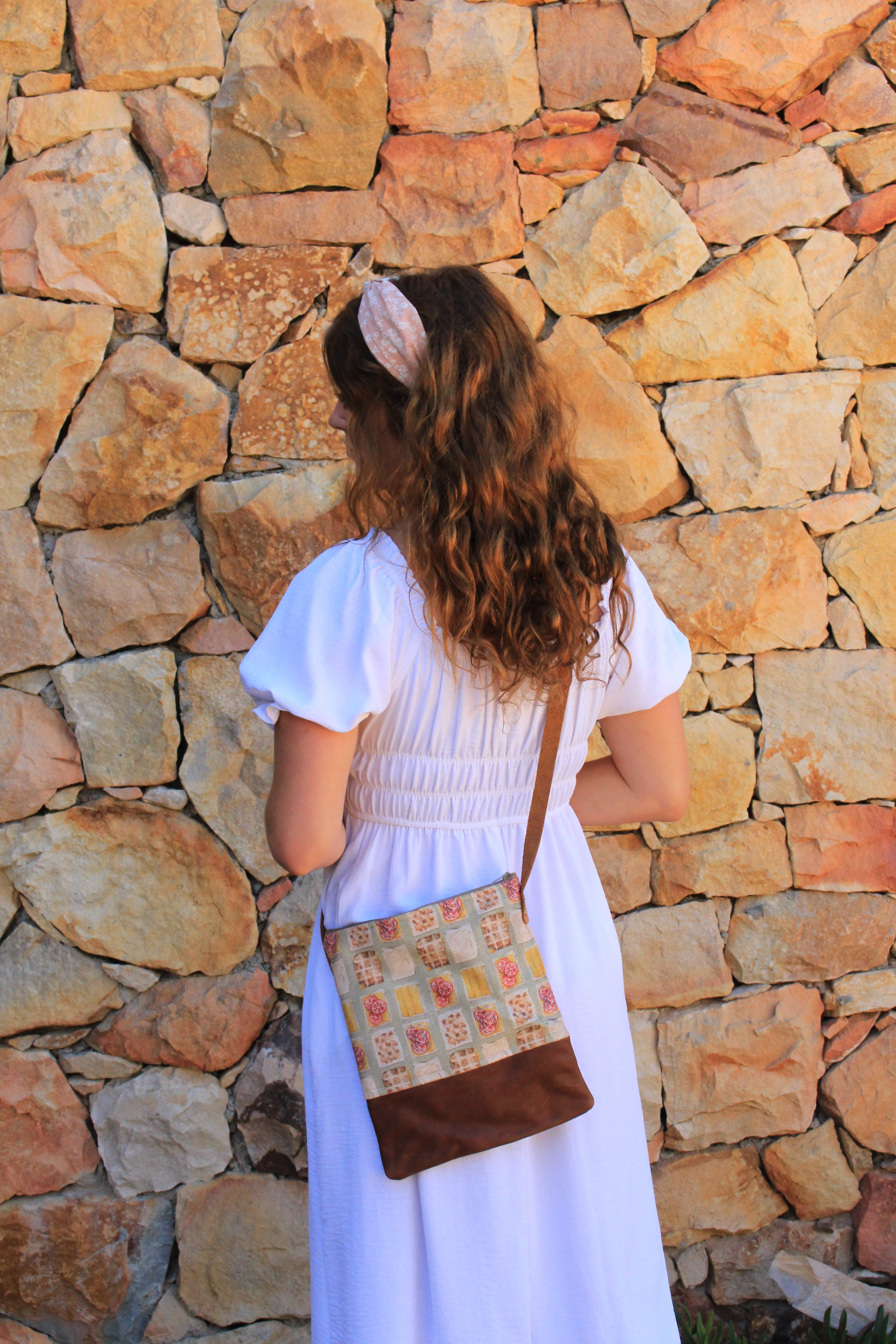 Braaibroodjie sling bag